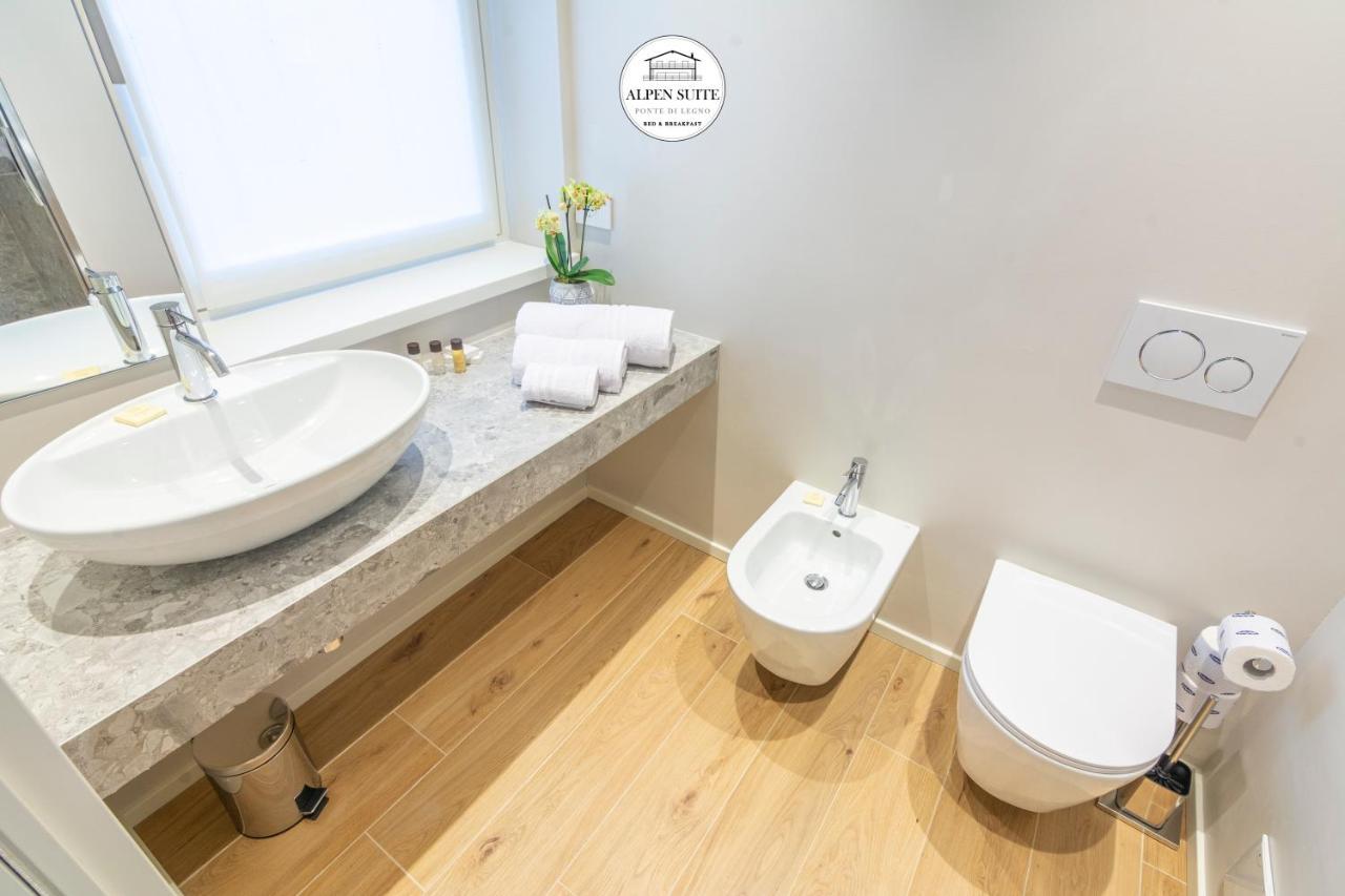 B&B Alpen Suite ปอนเตดีเลโญ ภายนอก รูปภาพ