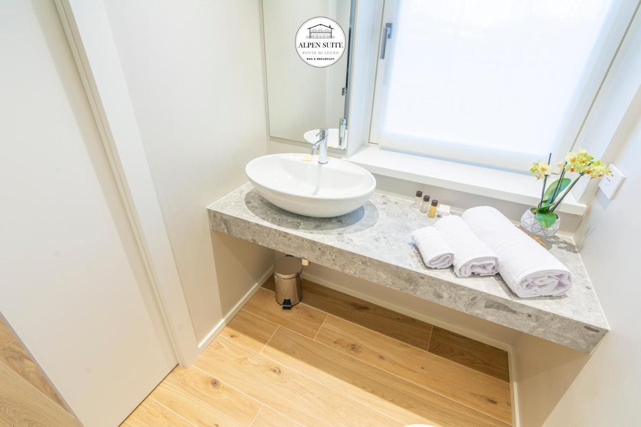 B&B Alpen Suite ปอนเตดีเลโญ ภายนอก รูปภาพ