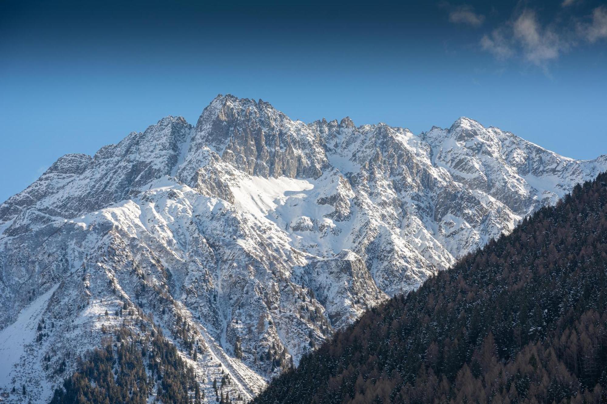 B&B Alpen Suite ปอนเตดีเลโญ ภายนอก รูปภาพ