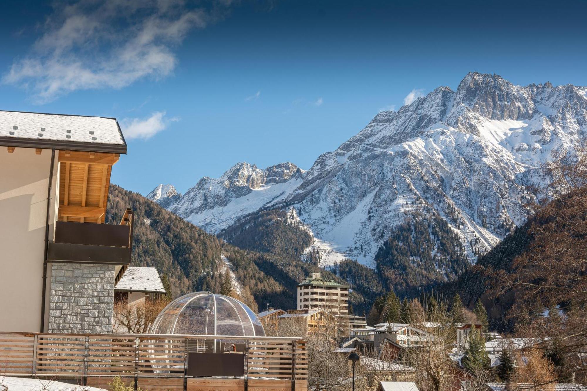 B&B Alpen Suite ปอนเตดีเลโญ ภายนอก รูปภาพ